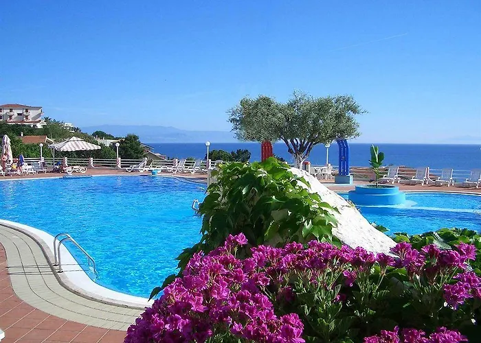 Villaggio Smedile Aparthotel